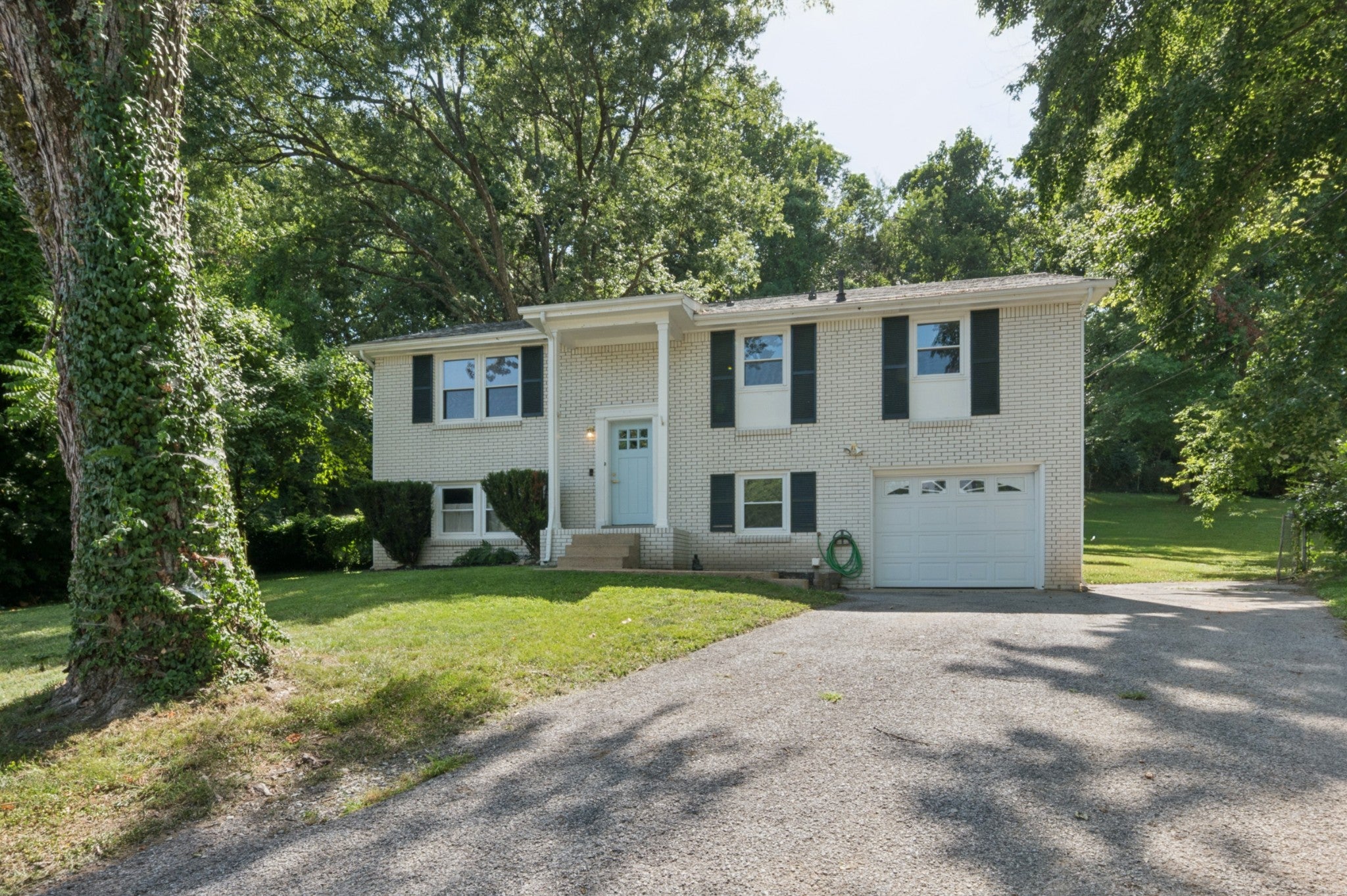 4-bed listing at 133 Shihmen Ct, Antioch