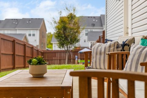 3760 Hoggett Ford Rd Hermitage TN 37076