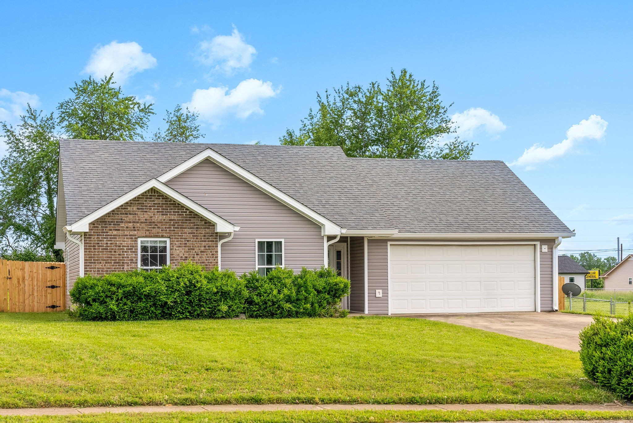 1074 Meshaw Trl