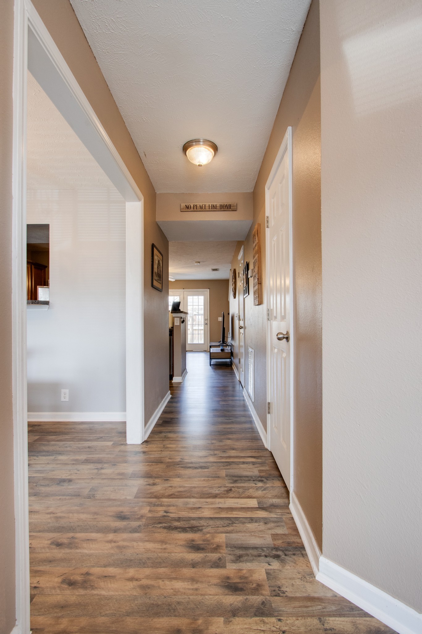 121 Oak Valley Cir