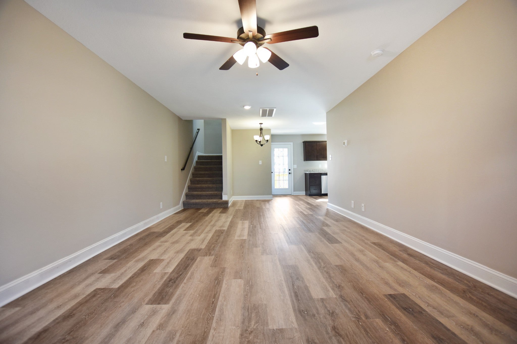 828 Lutz Lane