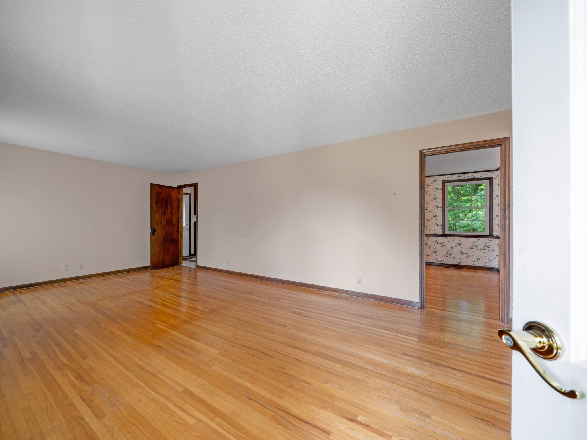 1258 Hillwood Dr