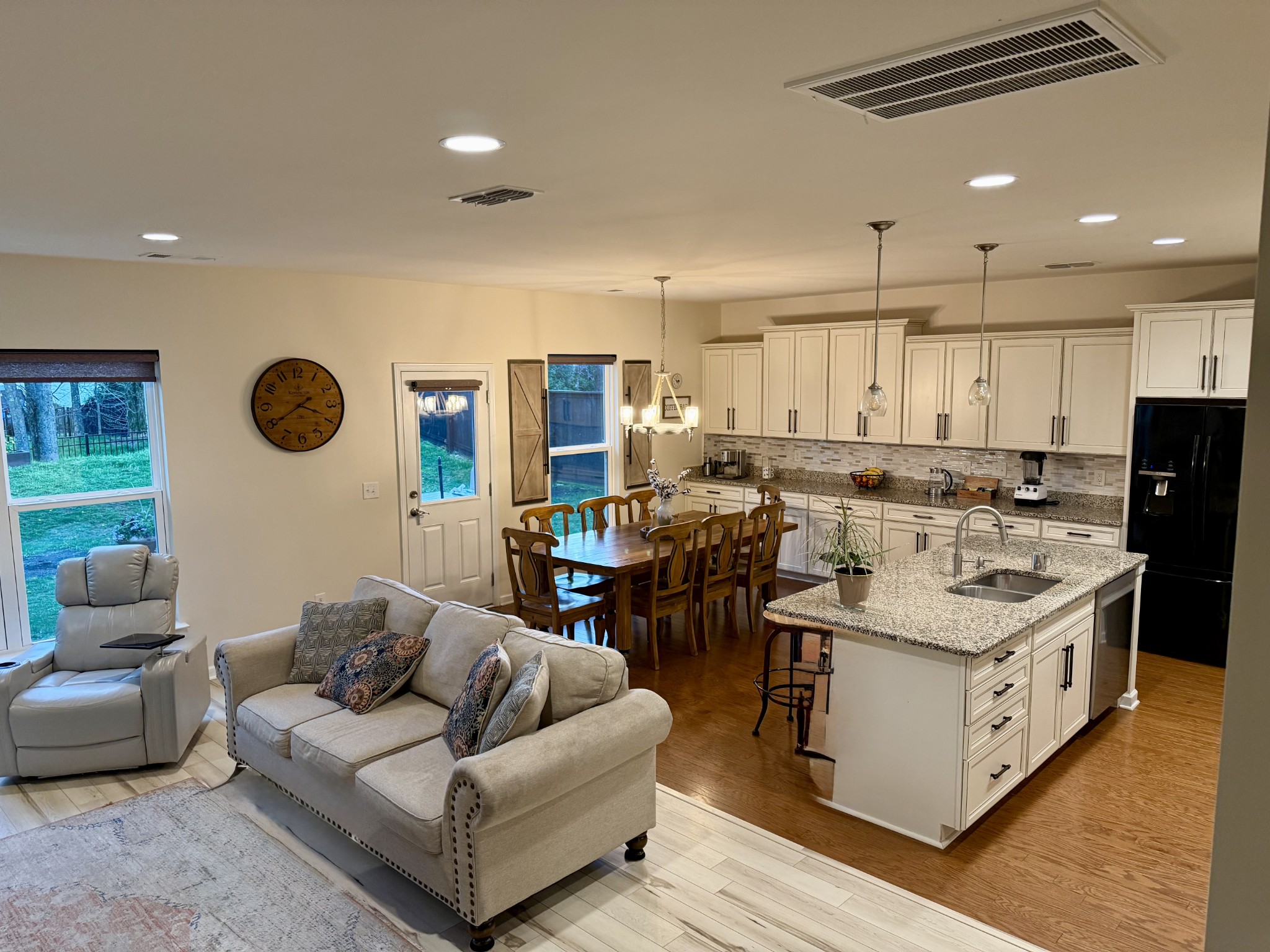 4006 Compass Pointe Ct