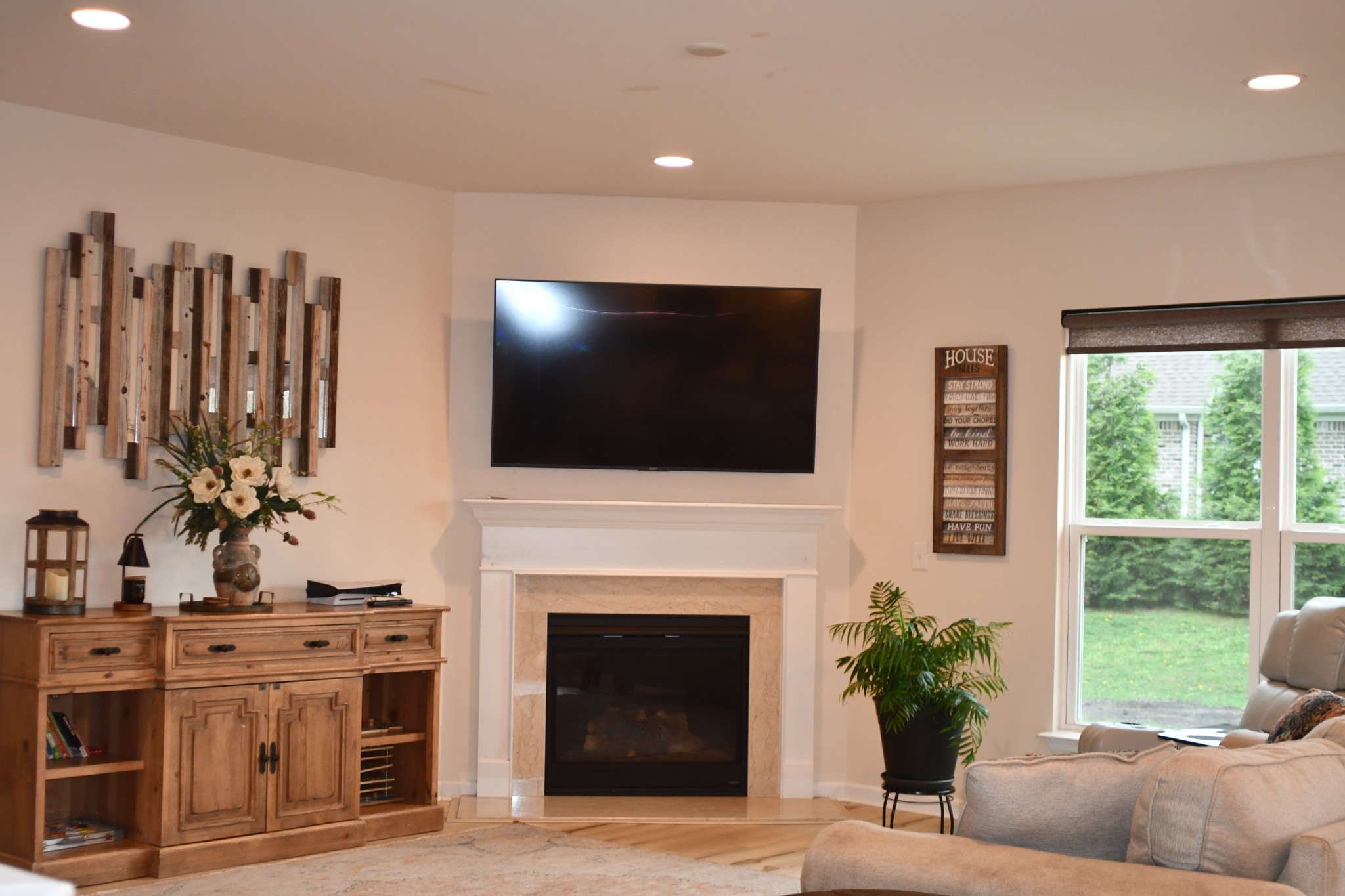 4006 Compass Pointe Ct