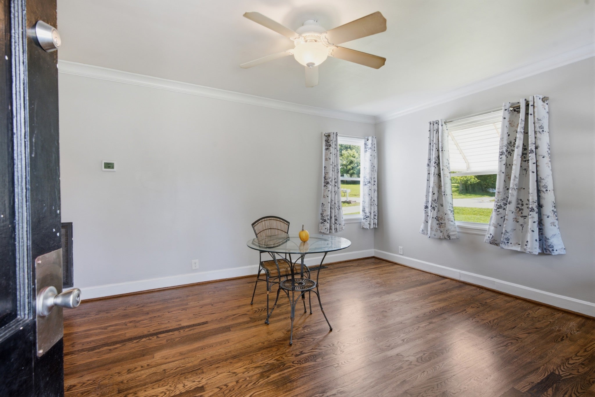 2825 Surrey Rd