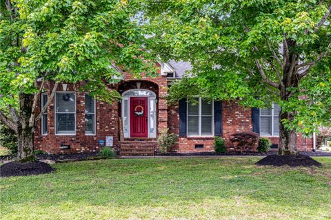 402 Calumet Trce Murfreesboro TN 37127