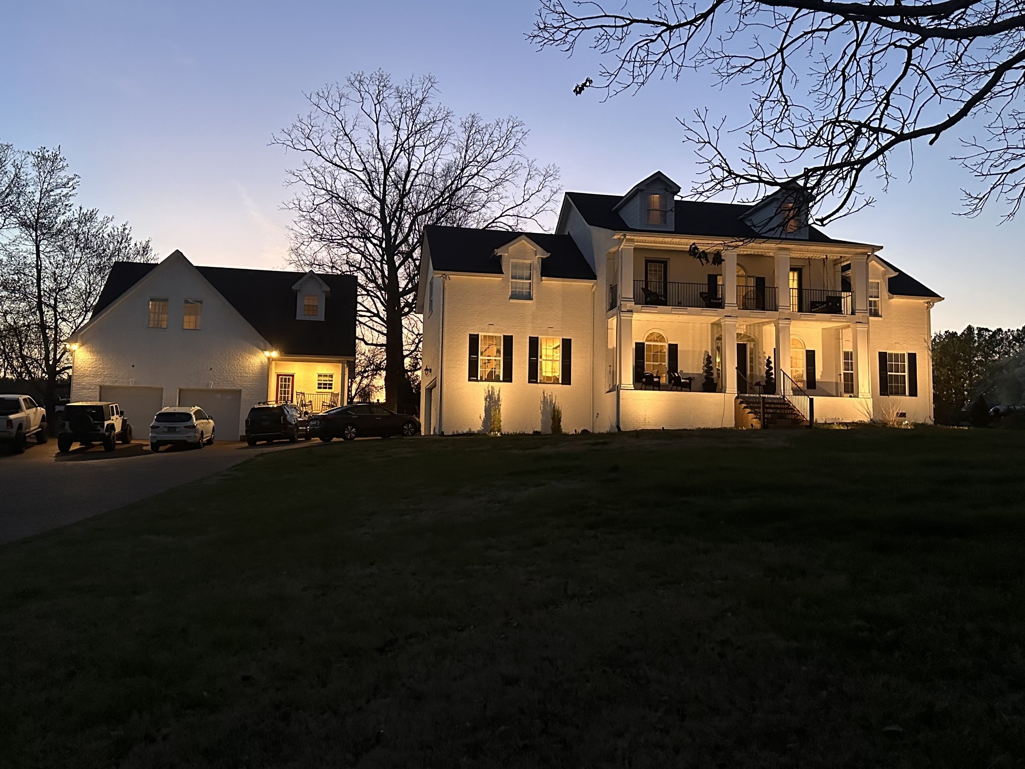 111 Meadowood Loop
