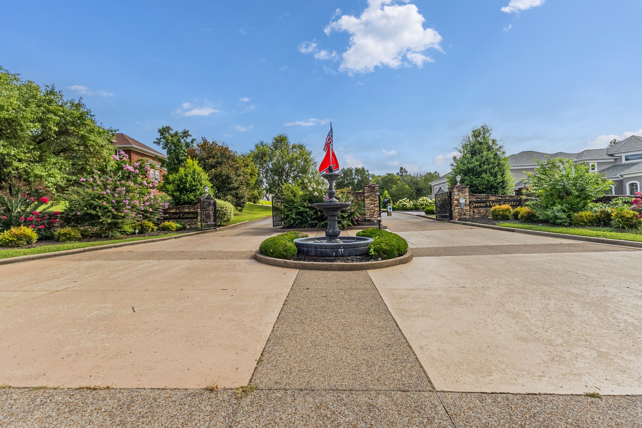 2205 Kayla Dr