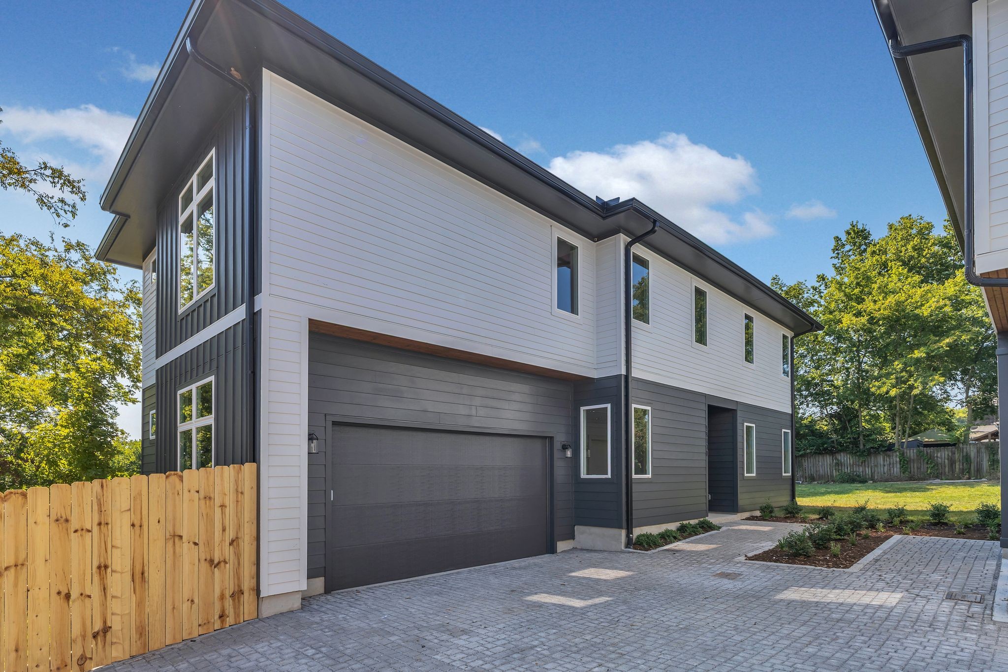 5917D Robertson Ave Left Back