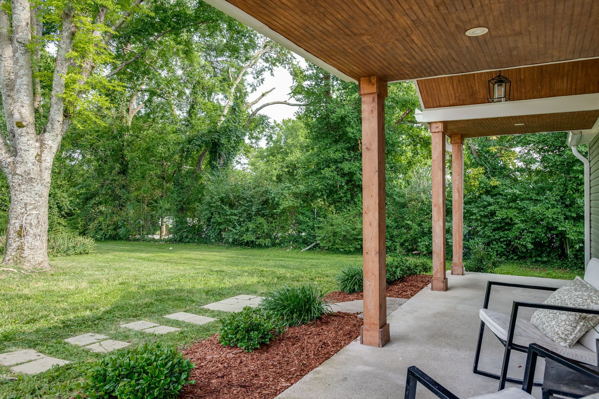 4017 Cedar Cir