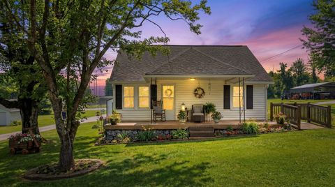 2237 Highway 47 E Dickson TN 37055