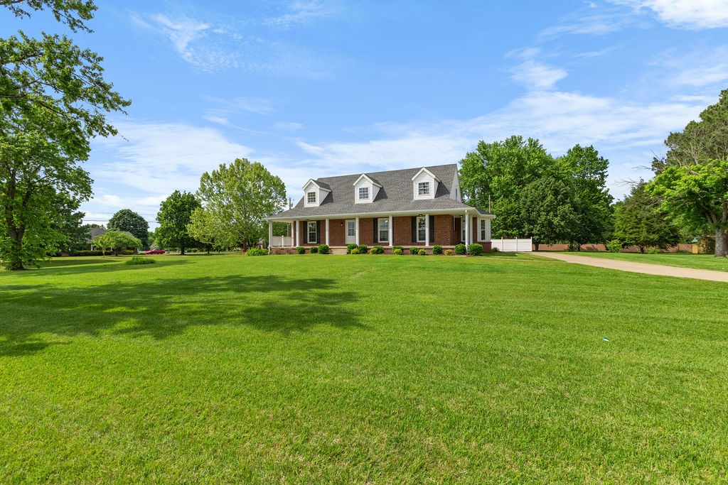 754 Veterans Pkwy