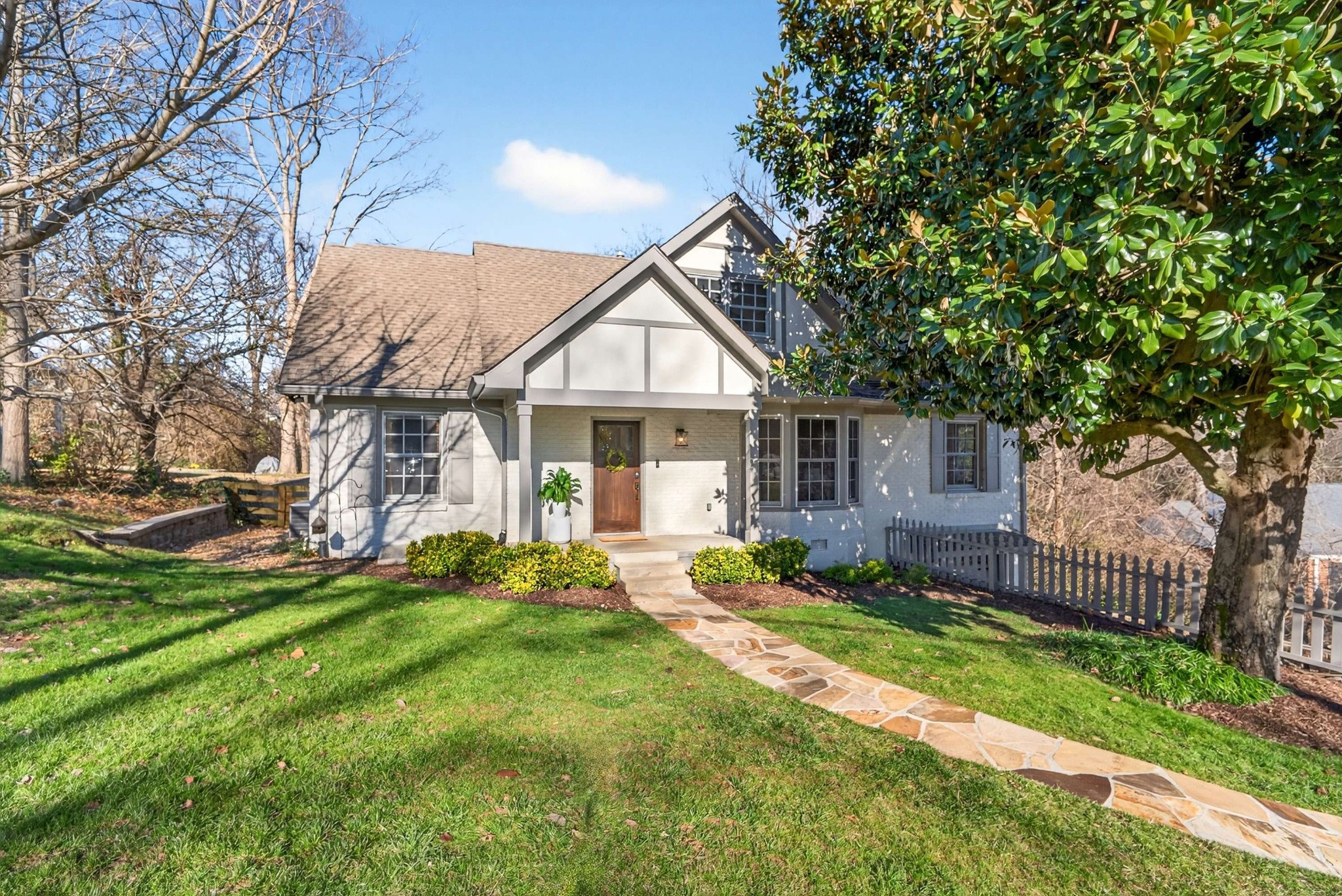 1116 Brookmeade Dr
