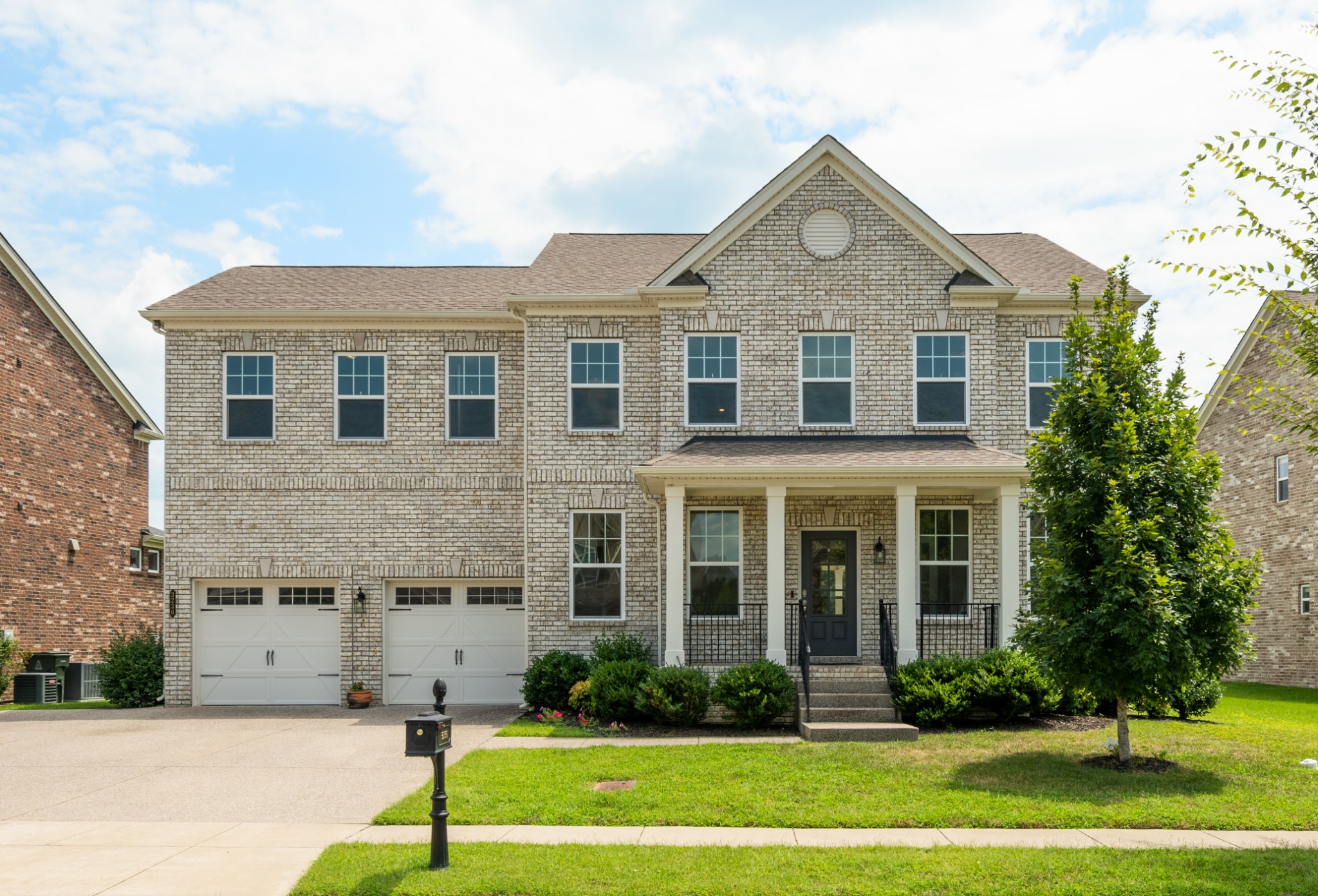 3236 Bradfield Dr