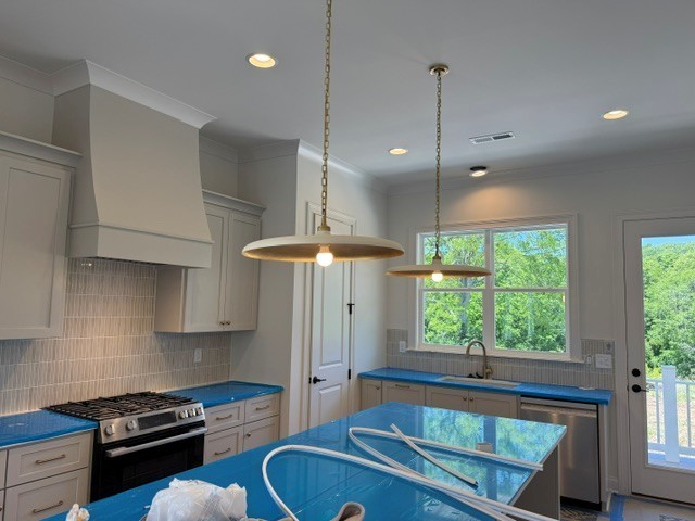 4009 Forestside Dr