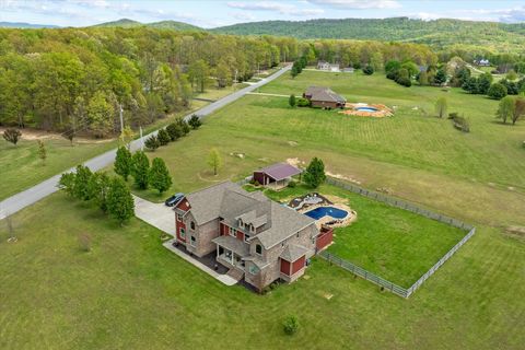 915 Brotherton Dr Cookeville TN 38506
