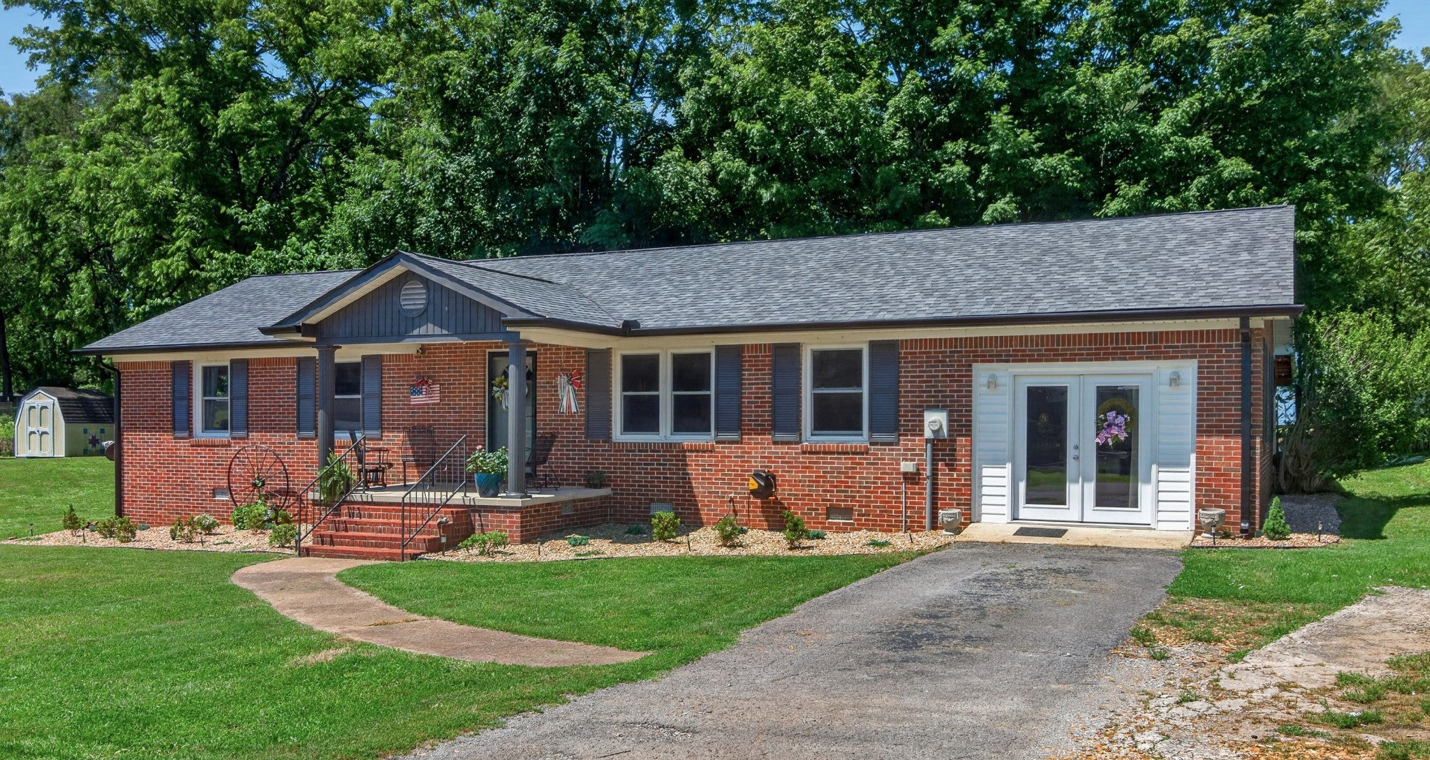 109 Morgan St