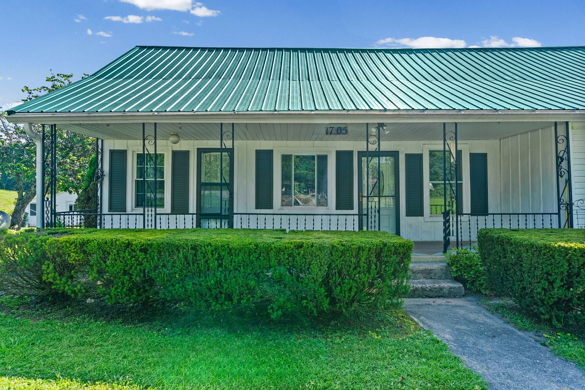 1705 Highway 120
