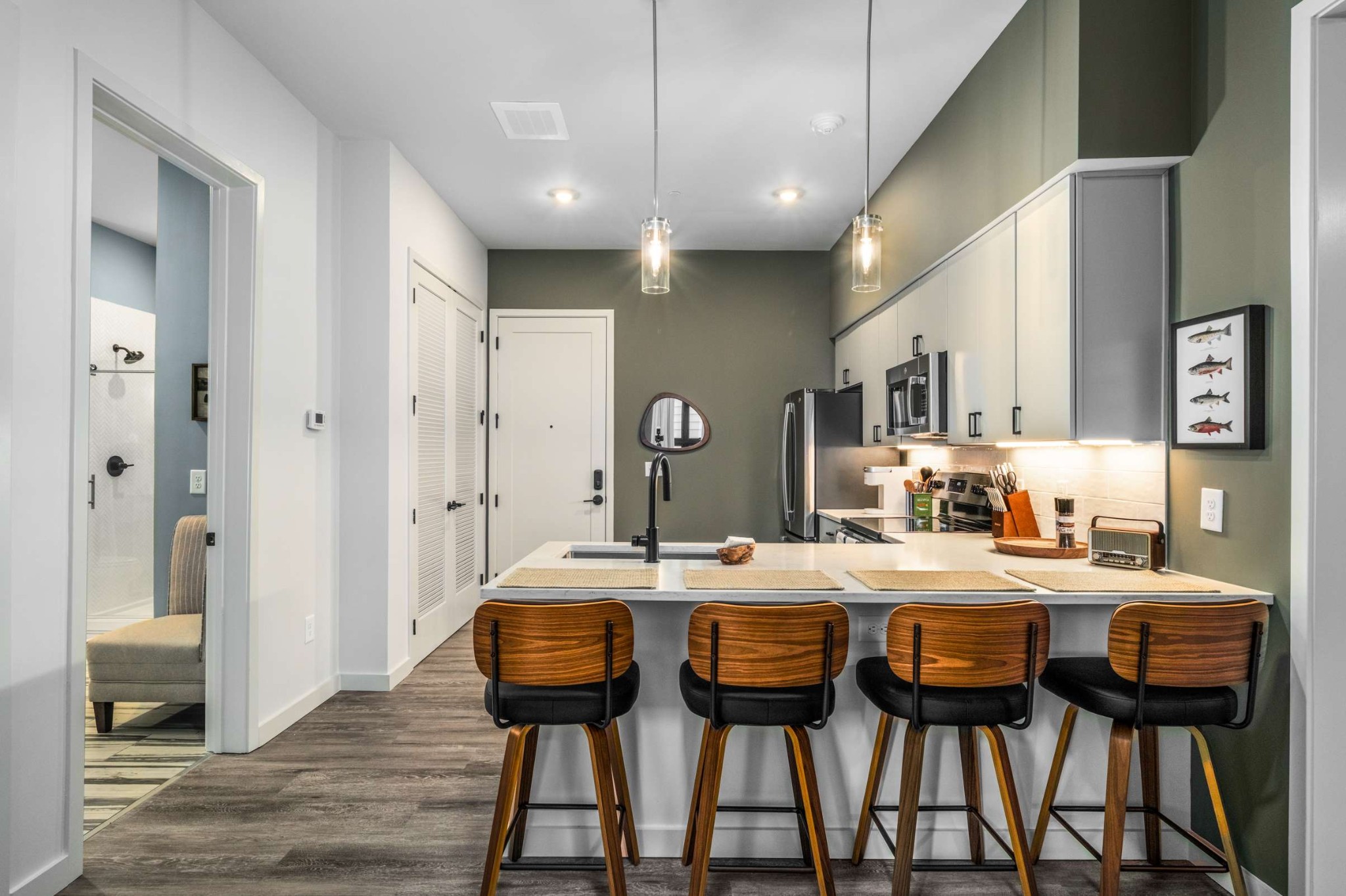 1014 16th Ave S 209(B3)