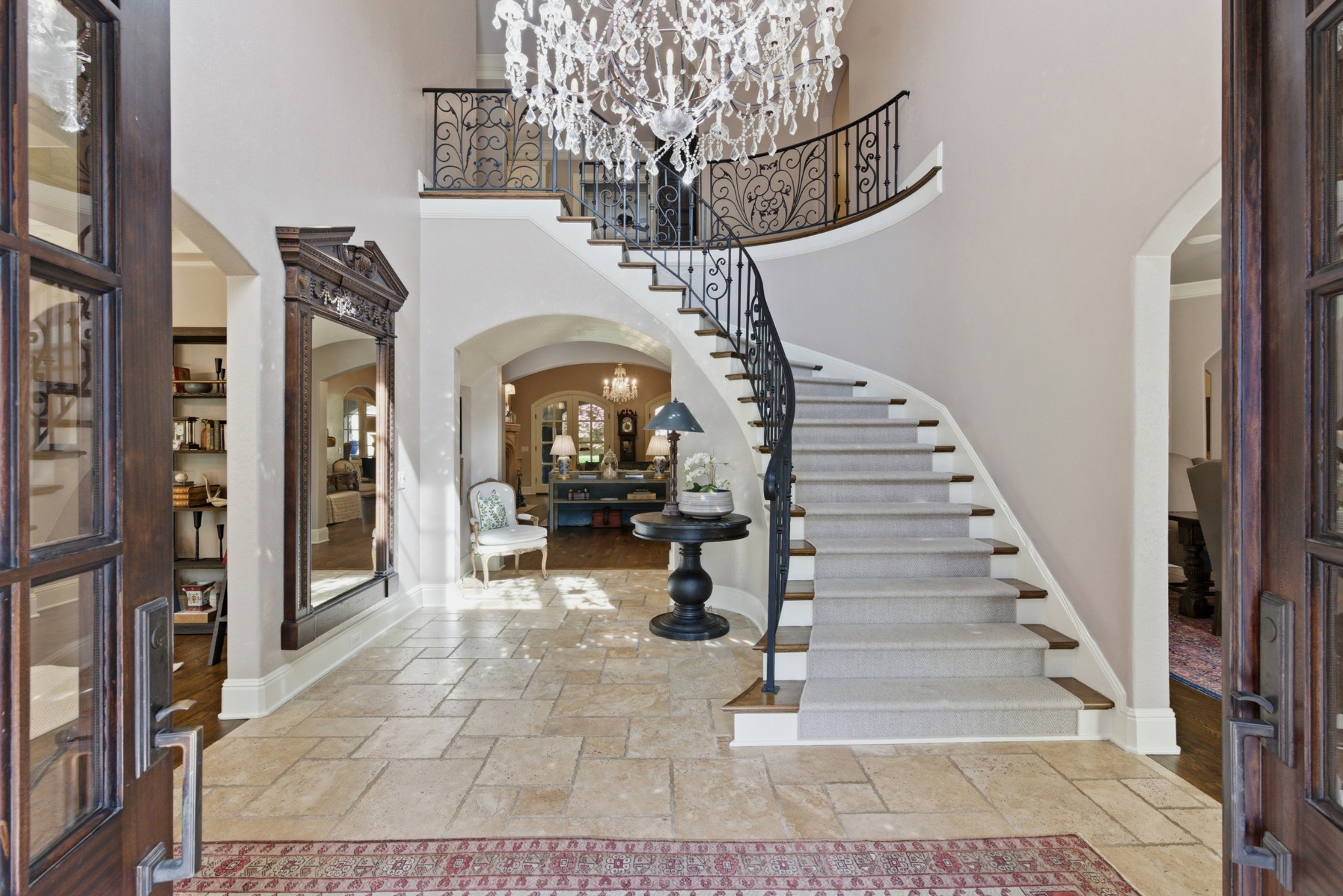 1606 Whispering Hills Dr