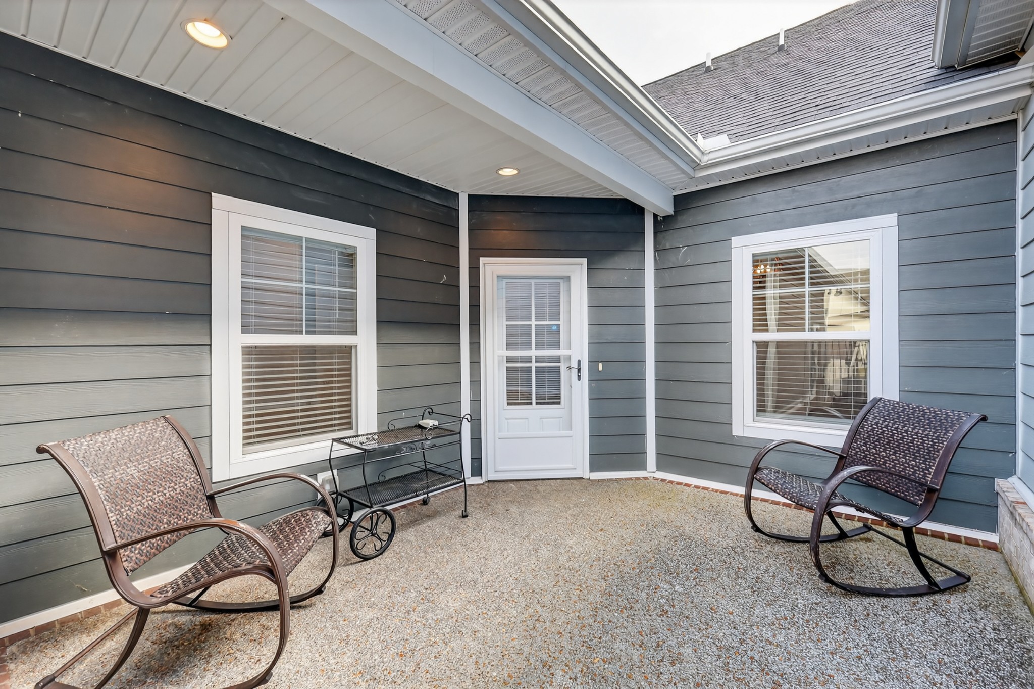 836 Cottage House Ln