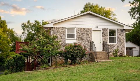 508 Dorothy Dr Goodlettsville TN 37072