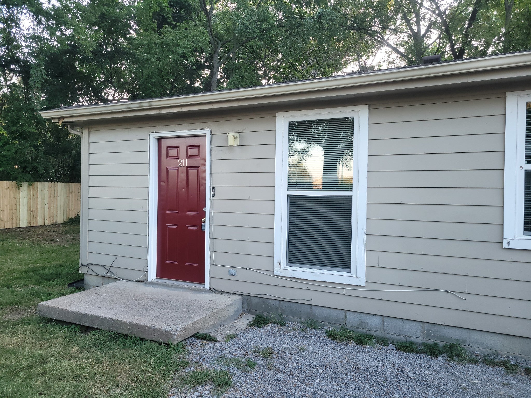 2.0-bed rental at 211 Cherry St