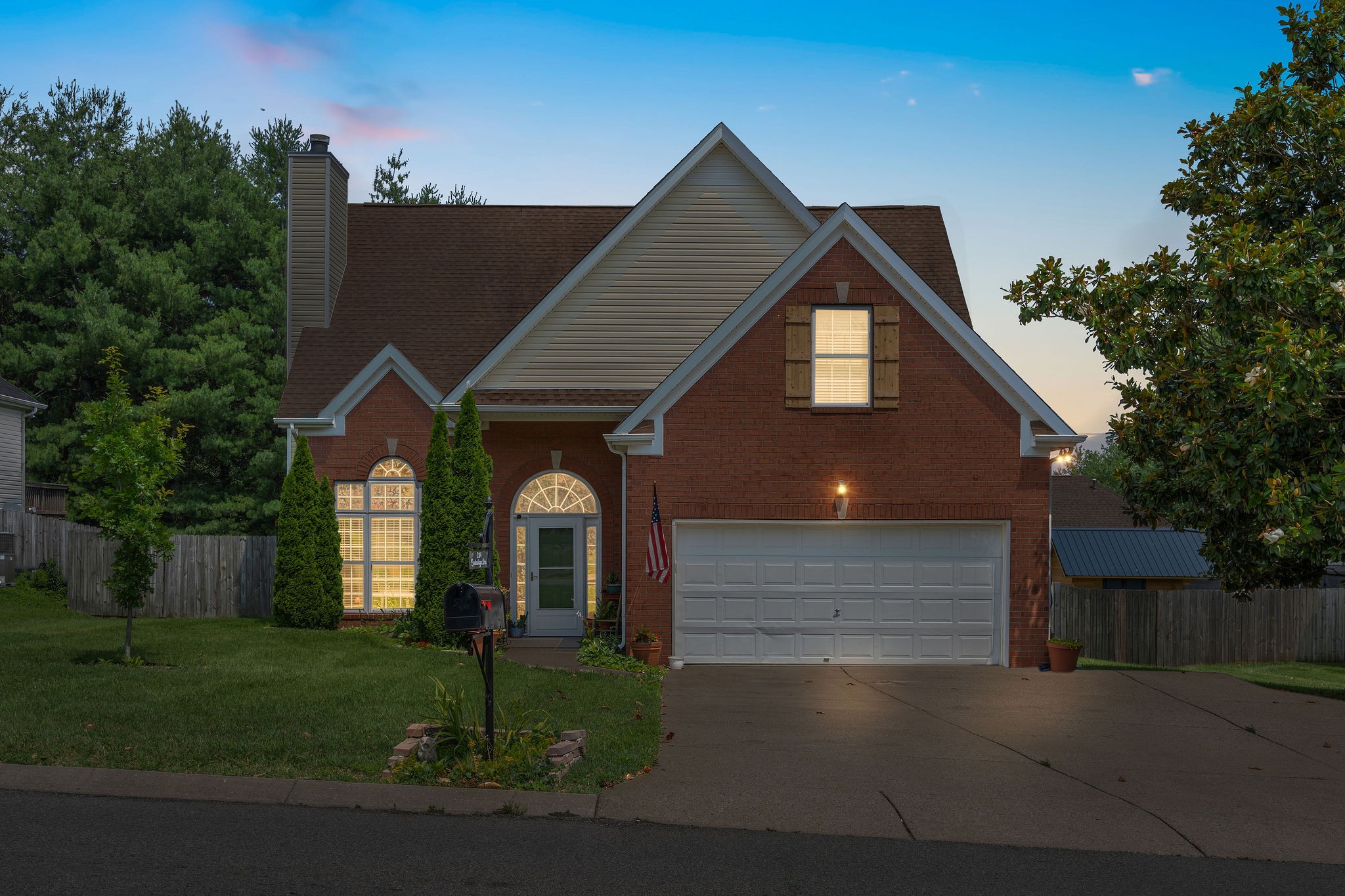 2104 Loudenslager Dr