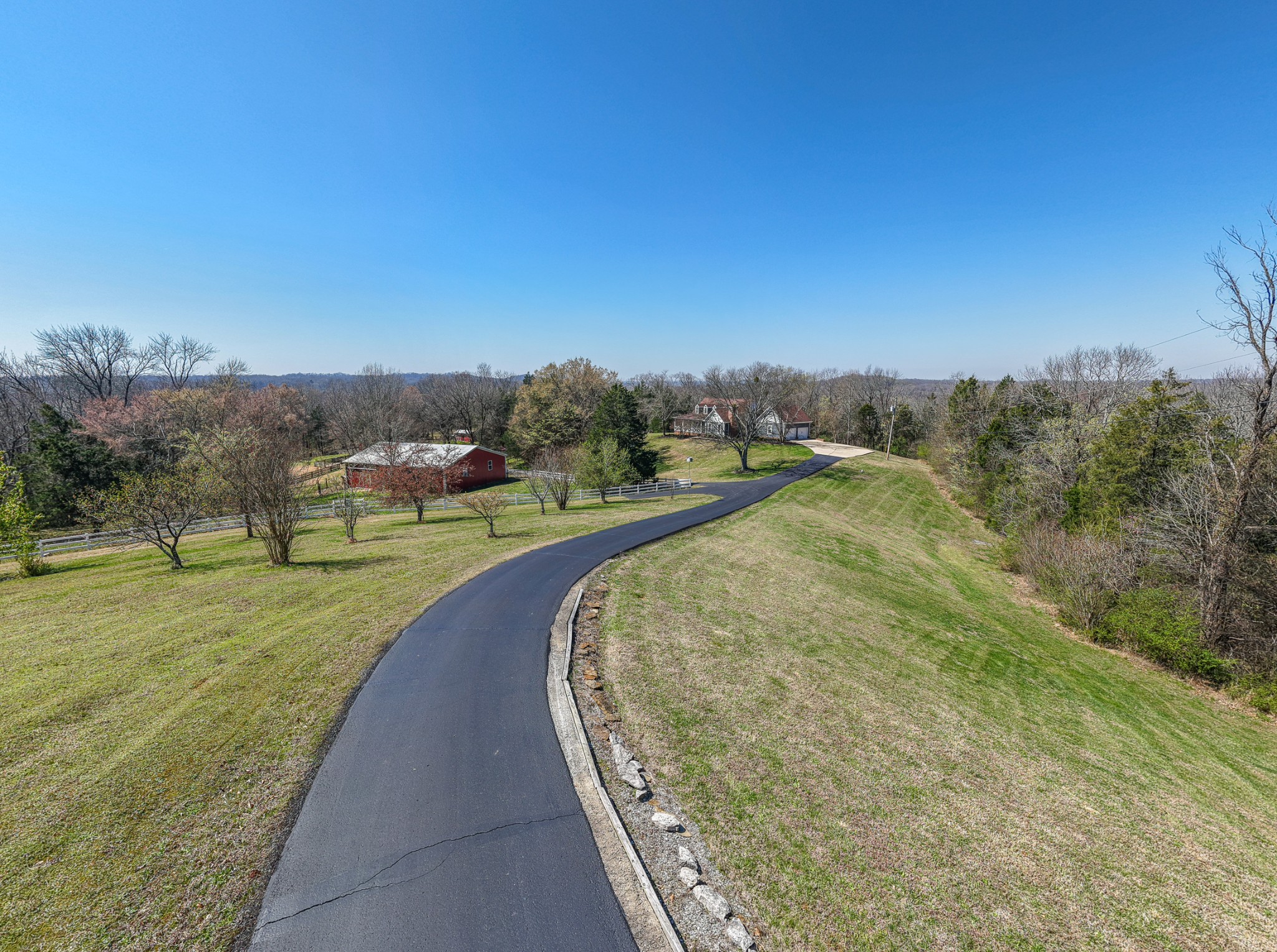 2082 Canoe Branch Rd