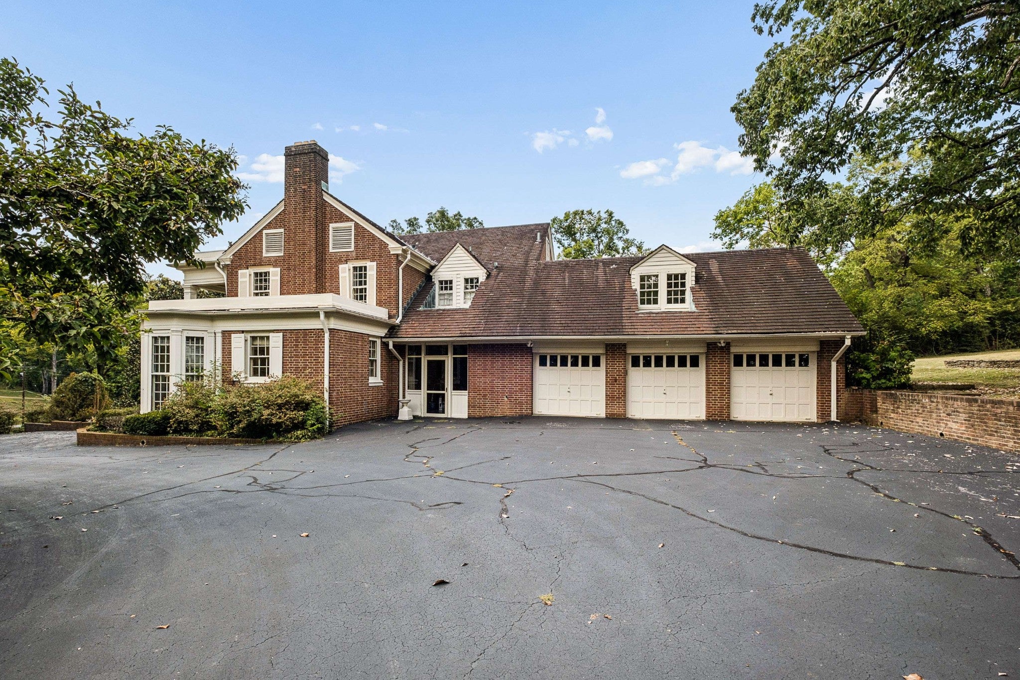 820 Overton Ln