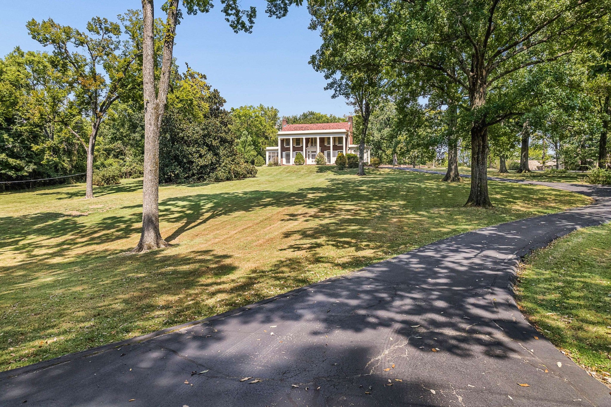 820 Overton Ln