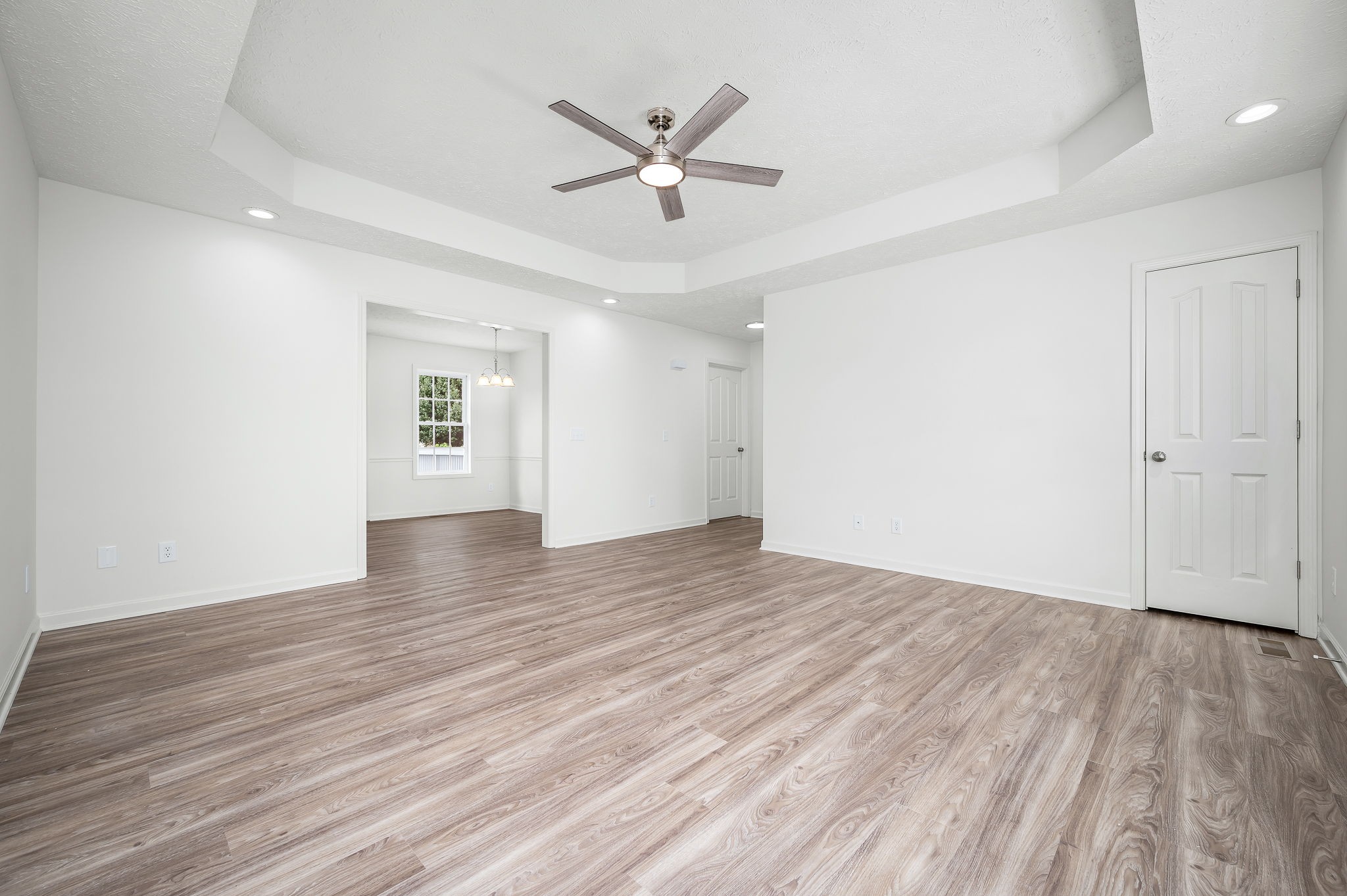 38 Falcon Dr