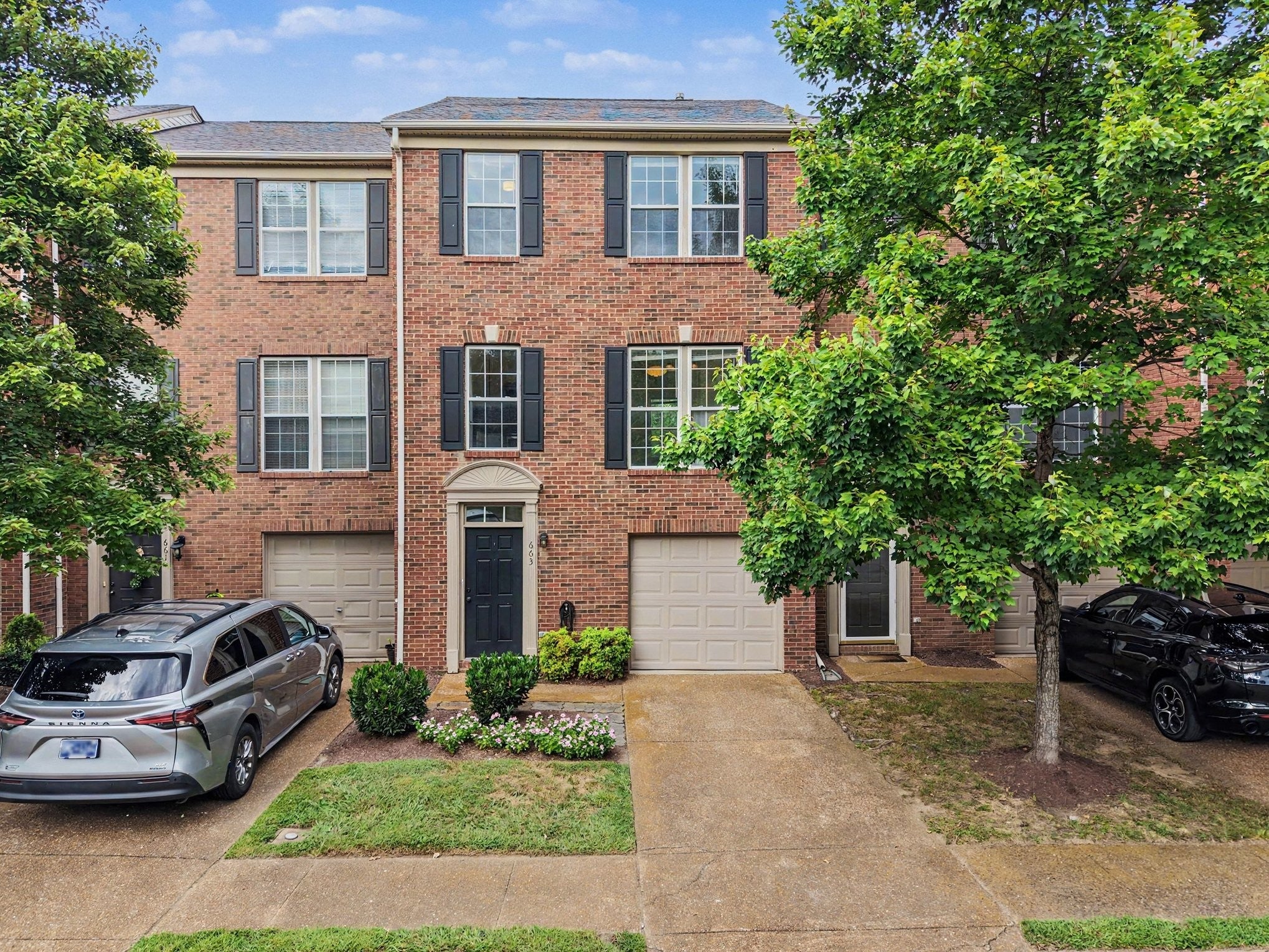 3-bed listing at 663 Huffine Manor Cir, Franklin