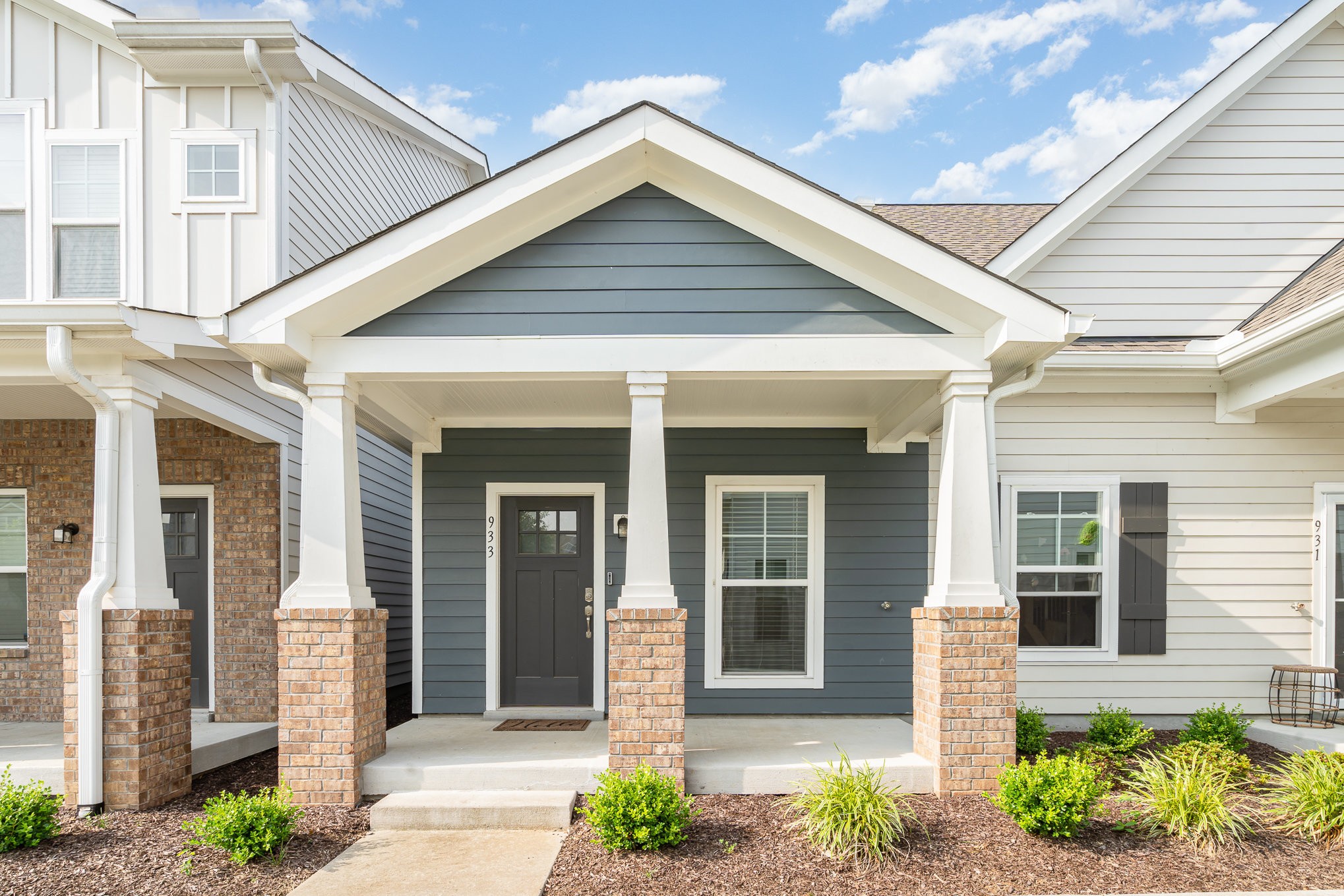 933 Ashland Place Dr