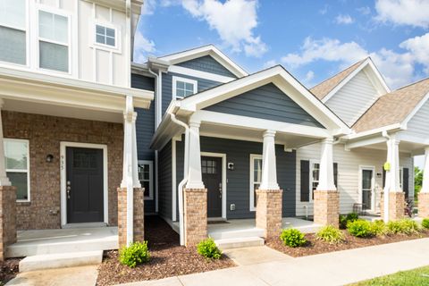 933 Ashland Place Dr Nashville TN 37218