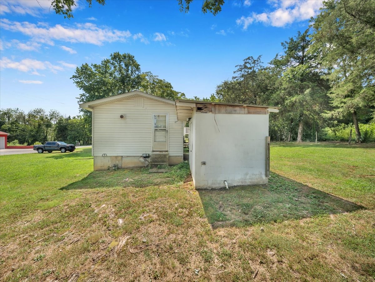 707 Molino Rd