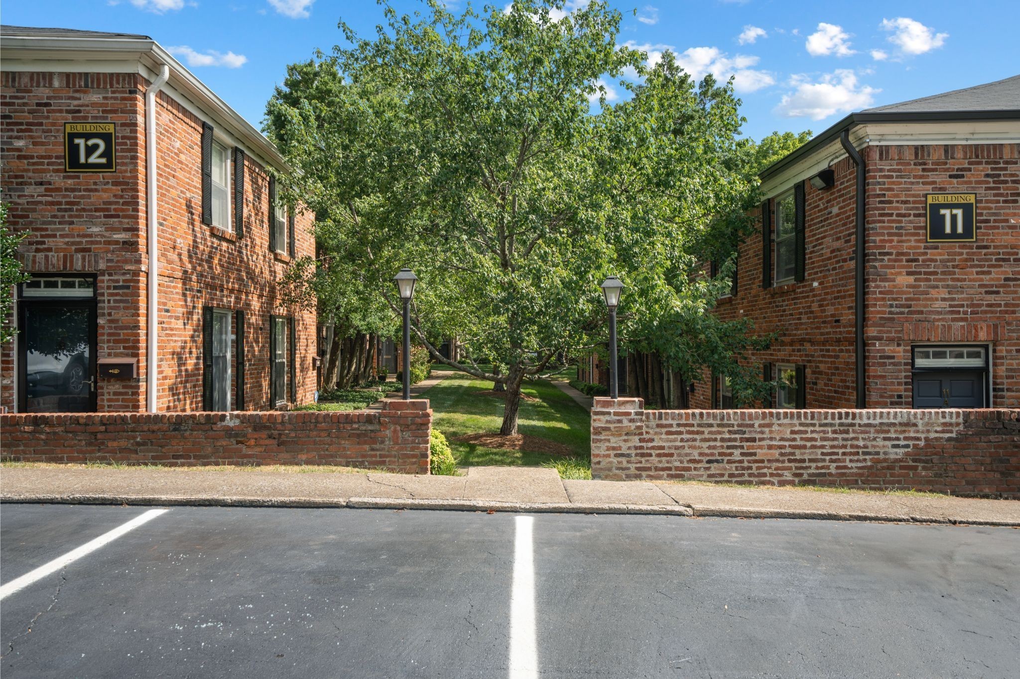 5025 Hillsboro Pike 11A