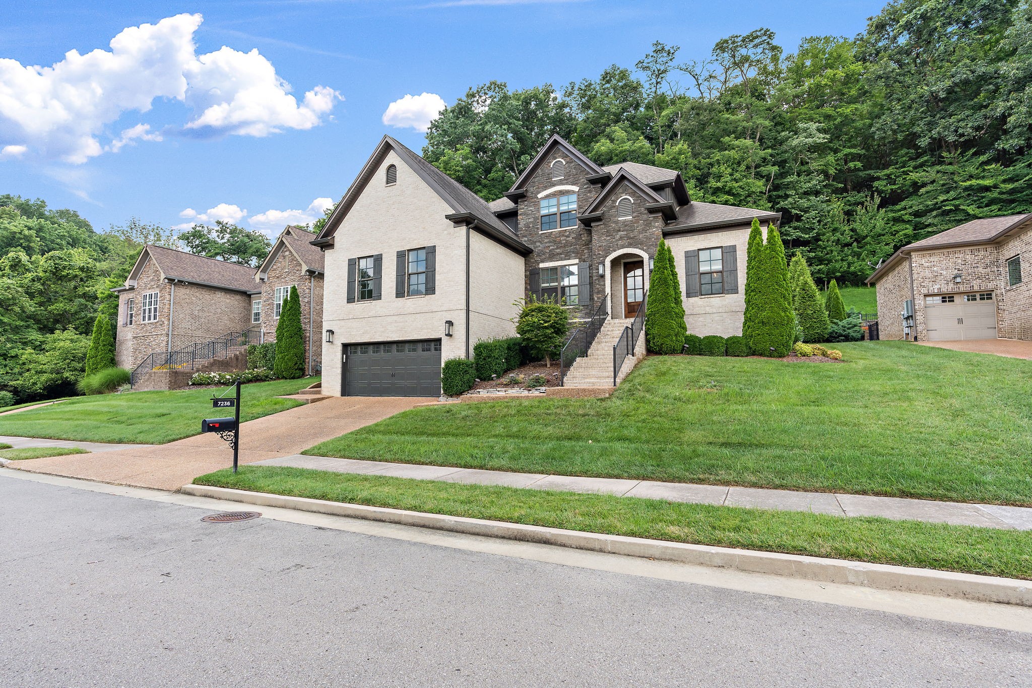 7236 Natchez Pointe Dr