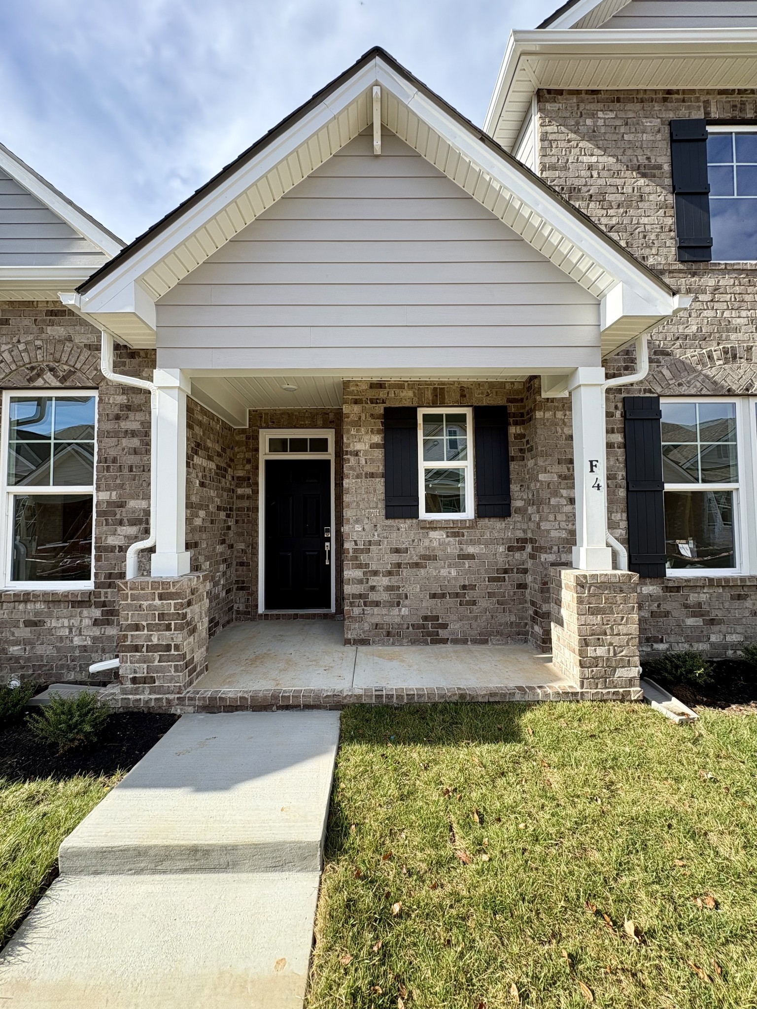 2900 Suzanne Landon Dr F4