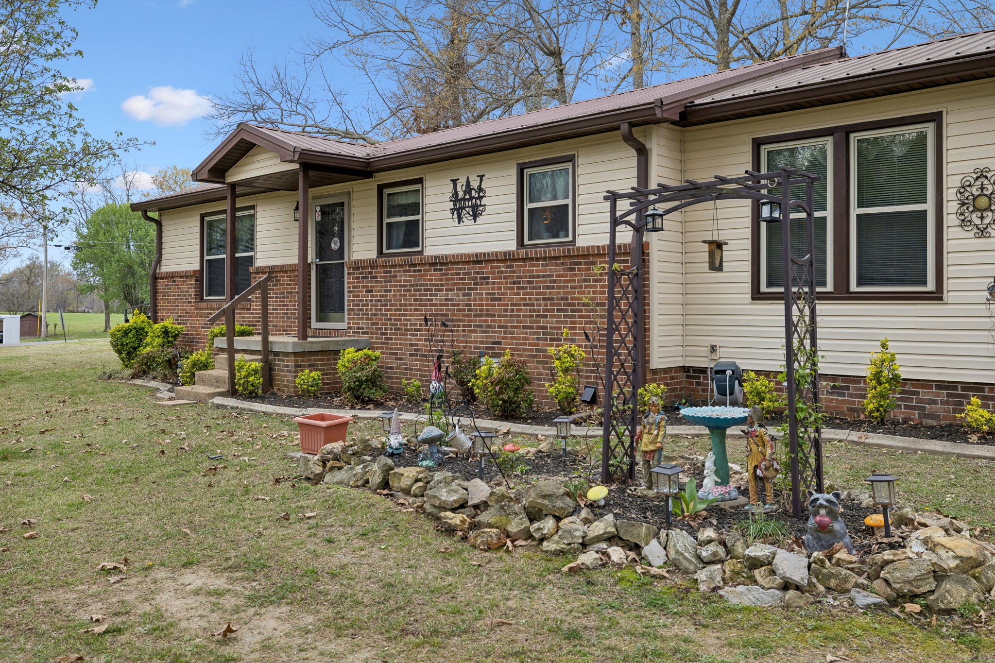 687 Cindy Hollow Rd