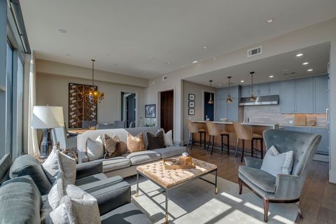 1212 Laurel St 2303 Nashville TN 37203