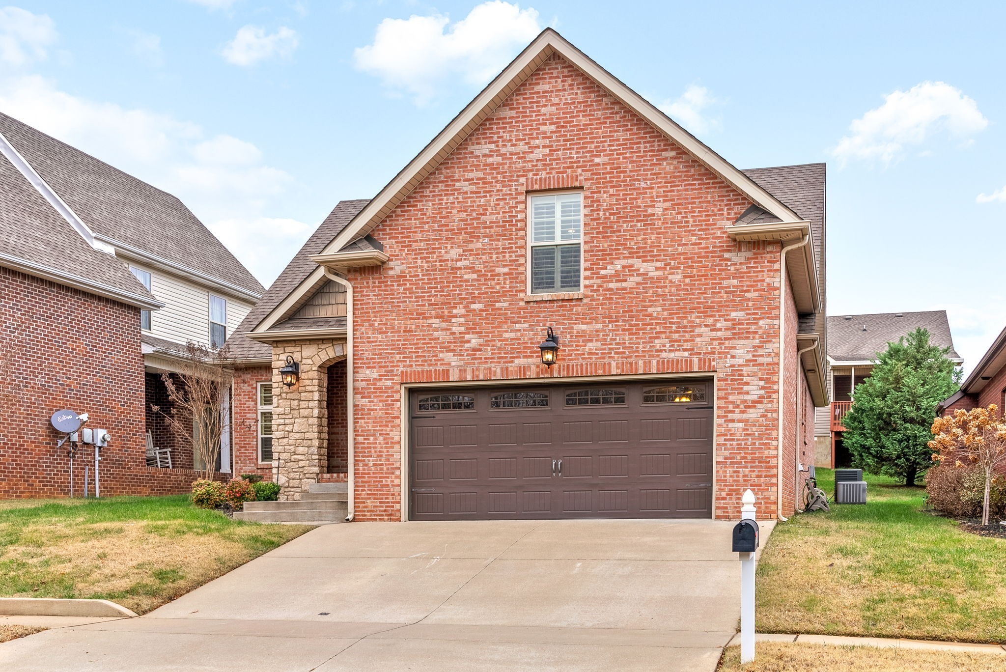 264 Turnberry Cir