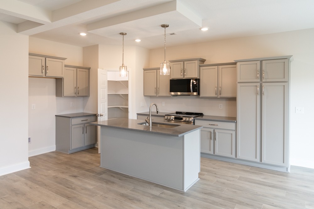 1531 Hidden Creek Trail