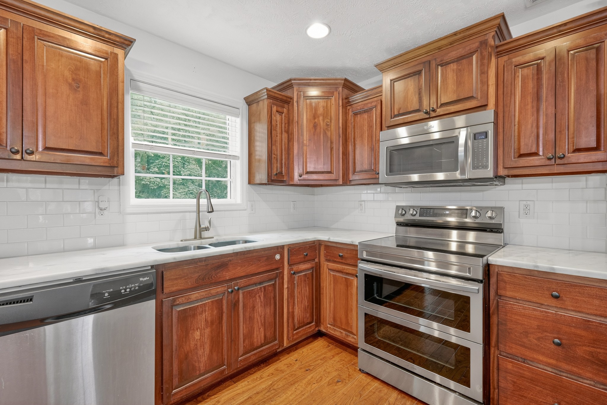 103 Myra Ln