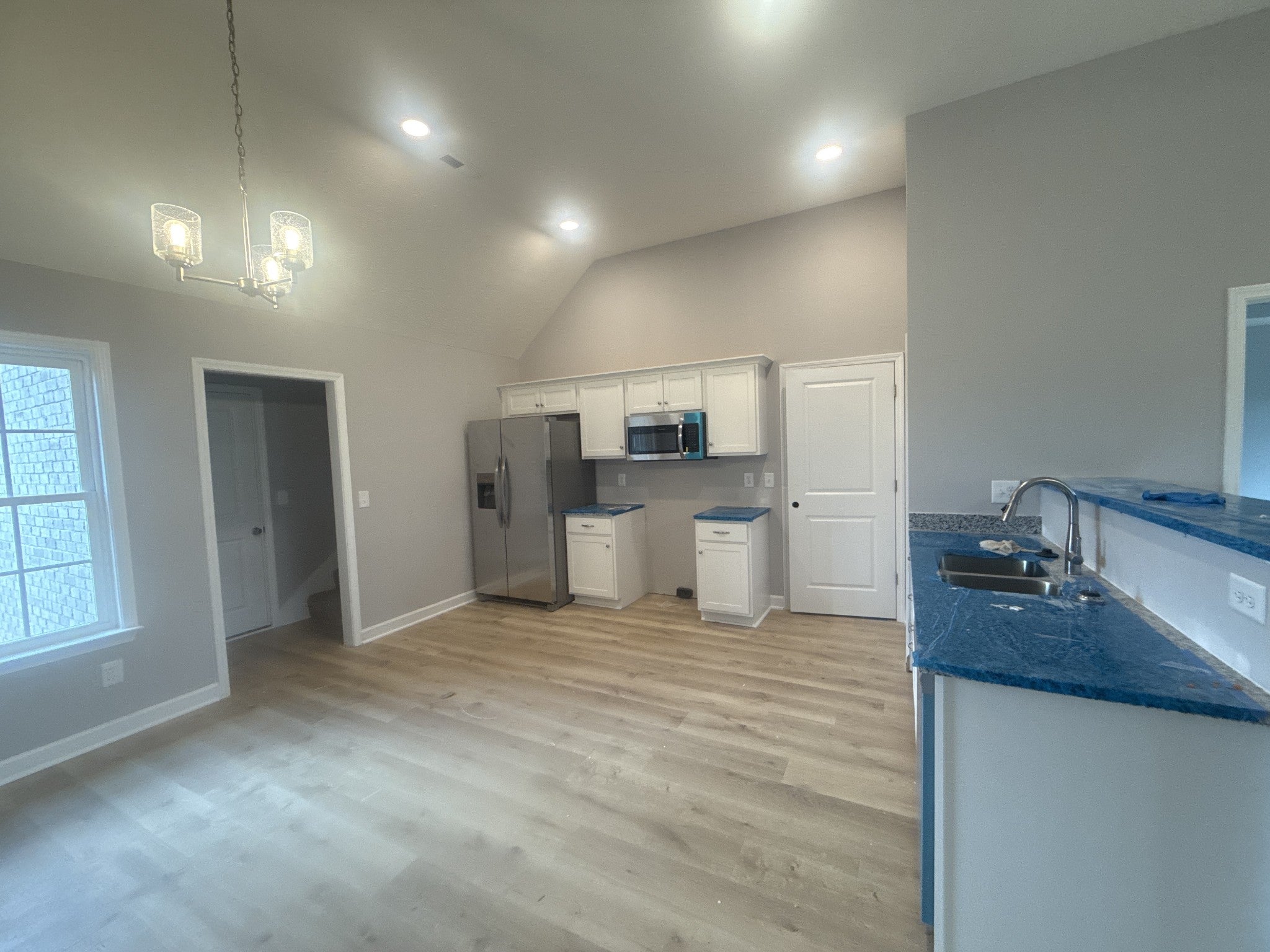 3184 Dusenburg Dr