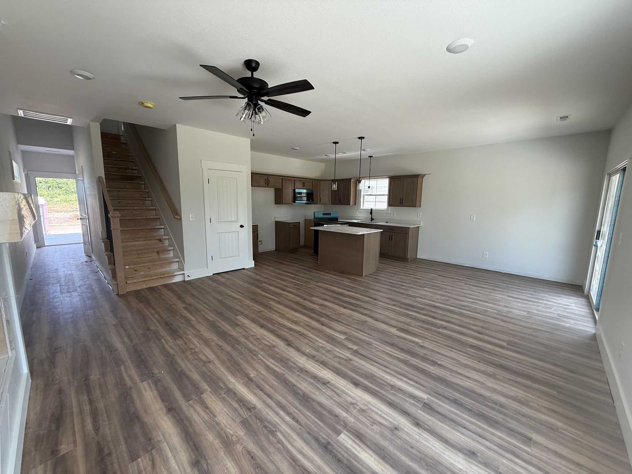544 Charleston Cove Way