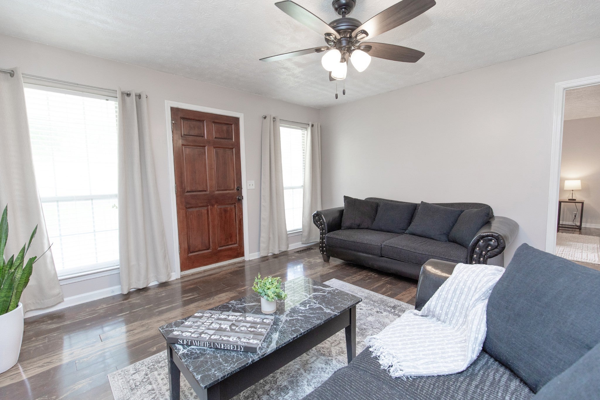 516 Ashlawn Cir