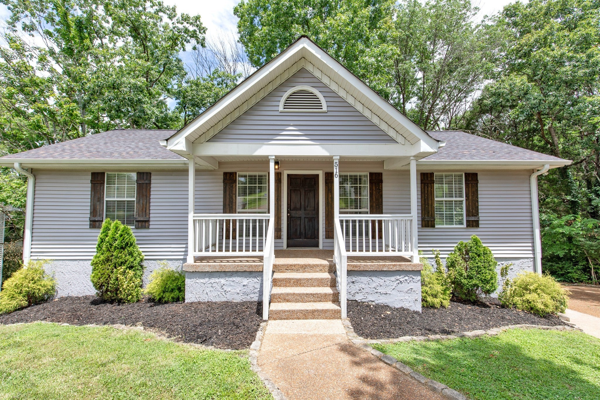 516 Ashlawn Cir