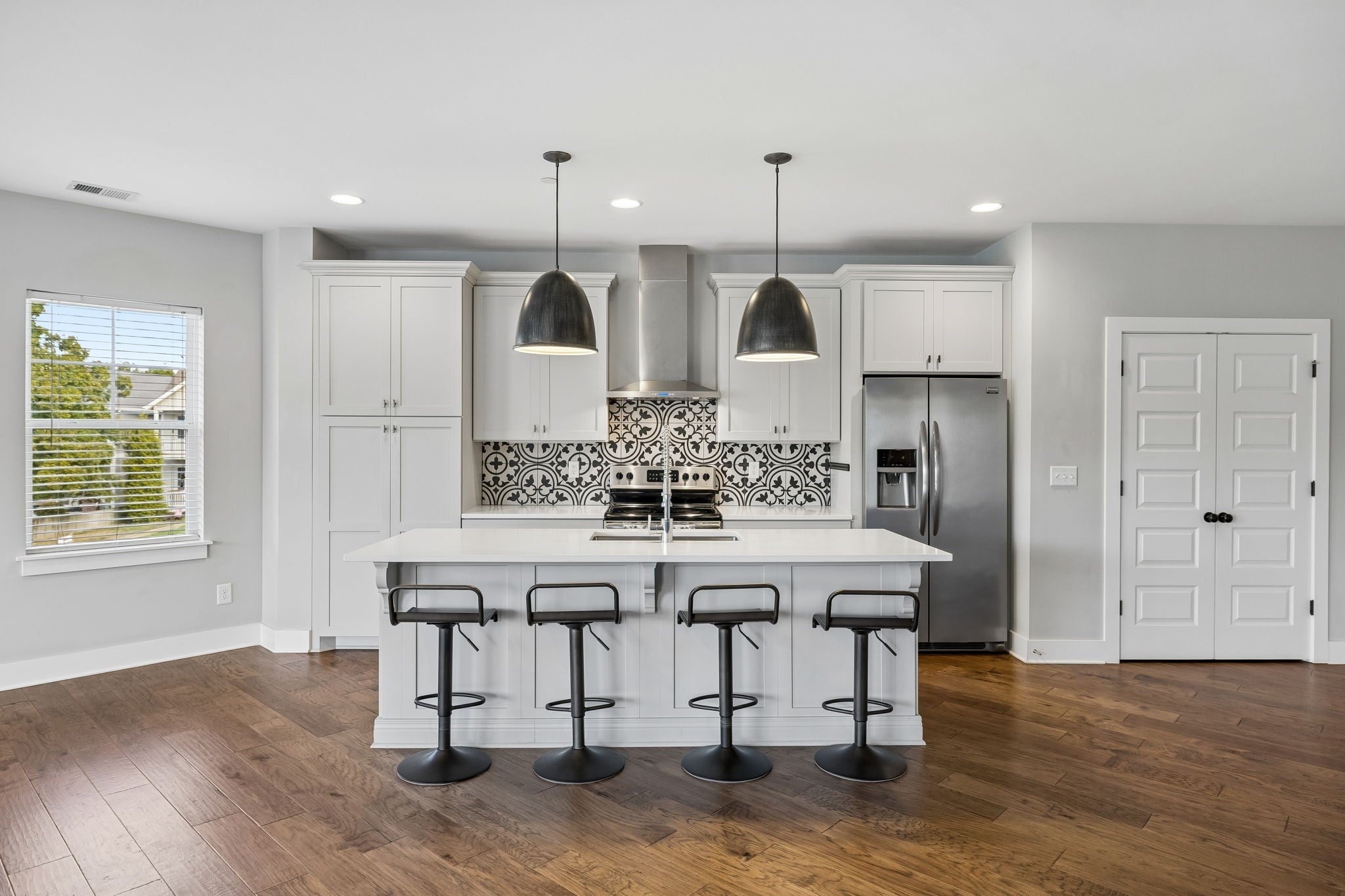 2-bed listing at 5608 Morrow Rd, Nashville
