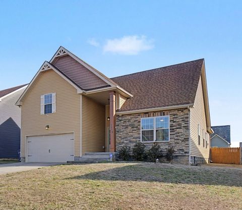 3775 Tradewinds Ter Clarksville TN 37040